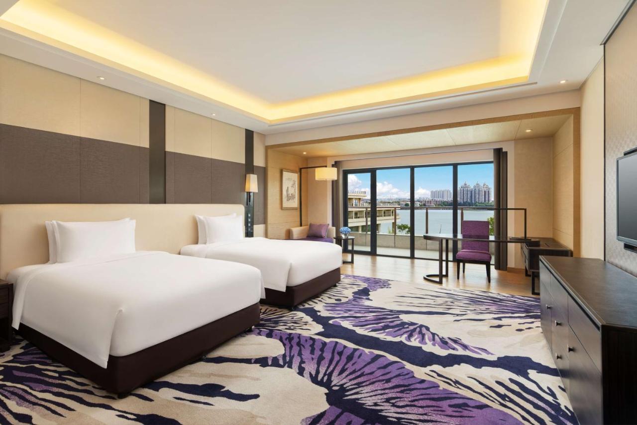 อู๋ฮั่น เหลียนโถว เพนนินซูลา โฮเต็ล แอนด์ รีสอร์ต Hotel อู่ฮั่น ภายนอก รูปภาพ