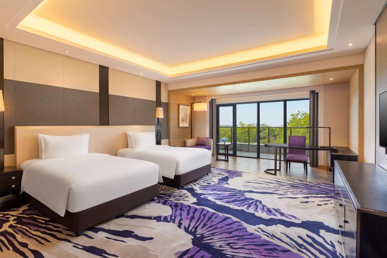 อู๋ฮั่น เหลียนโถว เพนนินซูลา โฮเต็ล แอนด์ รีสอร์ต Hotel อู่ฮั่น ภายนอก รูปภาพ