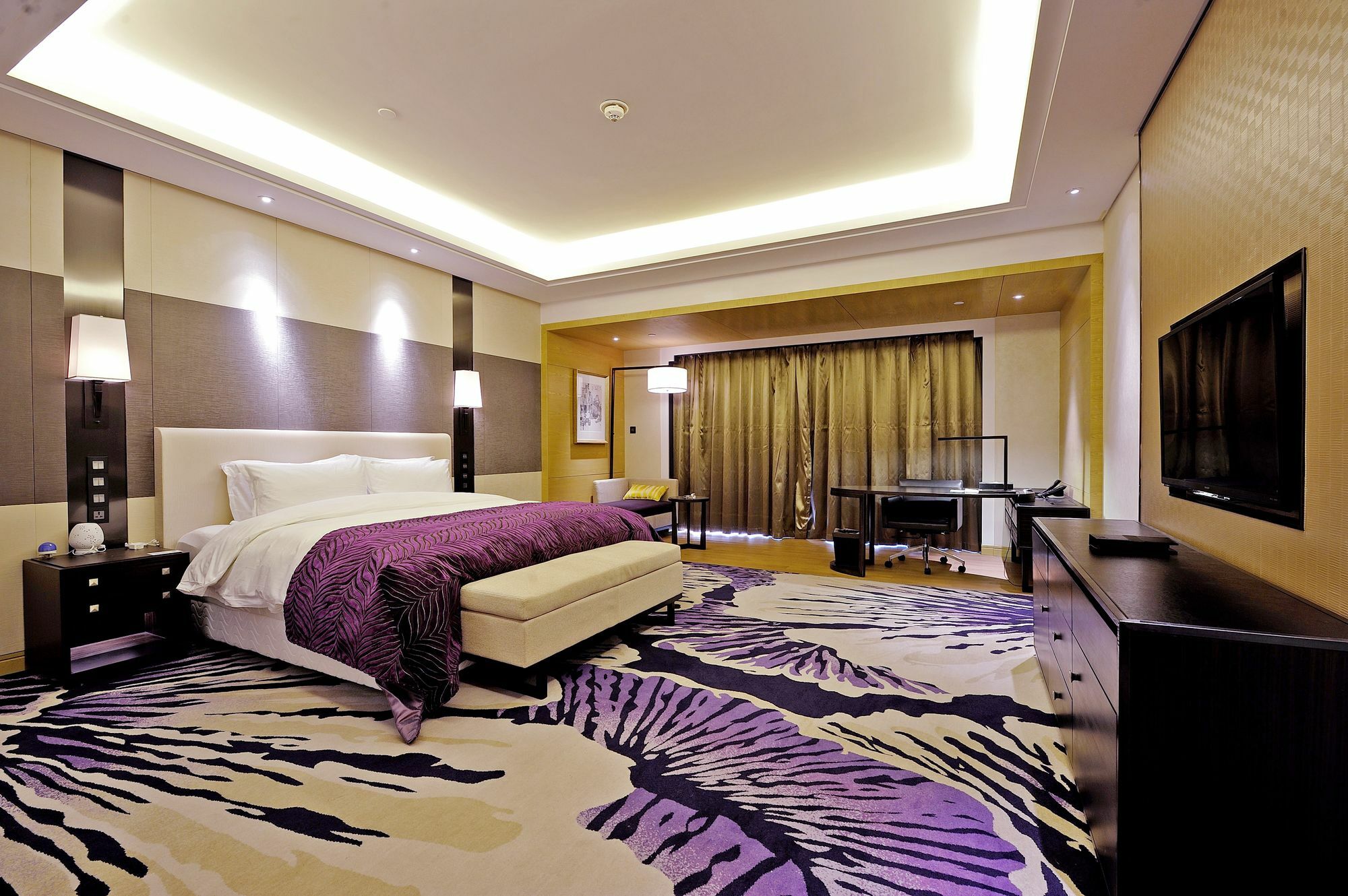 อู๋ฮั่น เหลียนโถว เพนนินซูลา โฮเต็ล แอนด์ รีสอร์ต Hotel อู่ฮั่น ภายนอก รูปภาพ